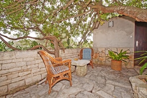 하우스 (Two Bedroom Holiday Home -Terrace and) | 테라스/파티오