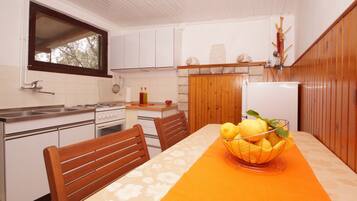 Maison (Two Bedroom Holiday Home -Terrace and) | Restauration dans la chambre