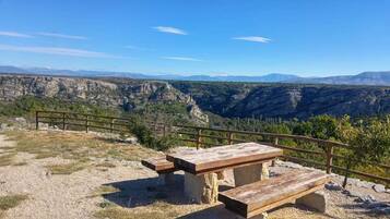 Apartment | Property grounds