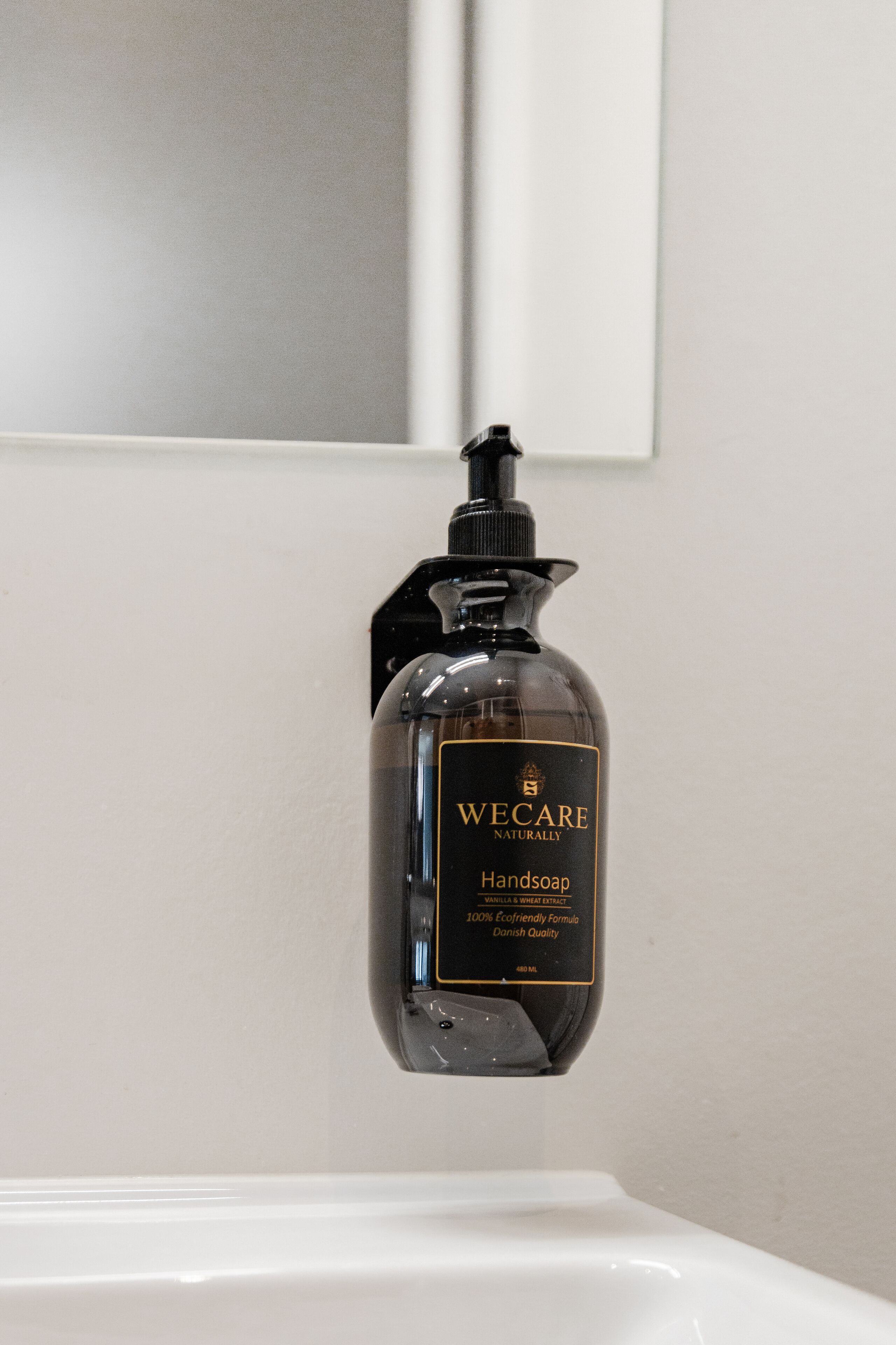 shower, towels, soap, shampoo