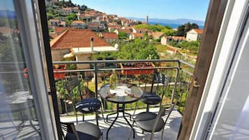 Appartement (One Bedroom Apartment A3) | Balcon
