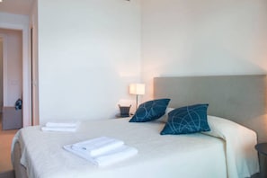公寓, 多張床 | 2 間臥室、熨斗/熨衣板、免費無線上網、床單