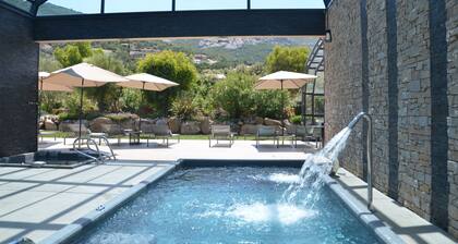 Villa Deluxe 3 chambres avec piscine privée, jardin et parking & SPA