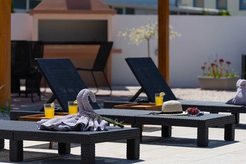 Villa First Hill mit beheiztem Pool