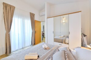 1 chambre, fer et planche Ă repasser, Wi-Fi gratuit, draps fournis