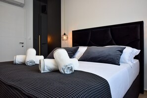 2 soverom, safe på rommet, strykejern/-brett og wi-fi (inkludert)