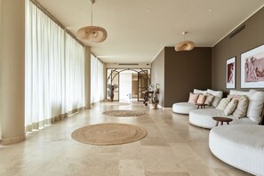 Couples treatment rooms, sauna, steam room, Turkish bath