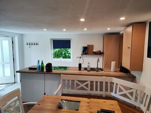 Dining - 3inselblick FREEST - Villa HÜGEL - additional costs, WLAN included!!! (Kröslin)