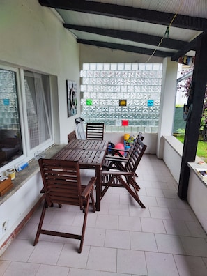 Outdoor dining - 3inselblick FREEST - Villa HÜGEL - additional costs, WLAN included!!! (Kröslin)