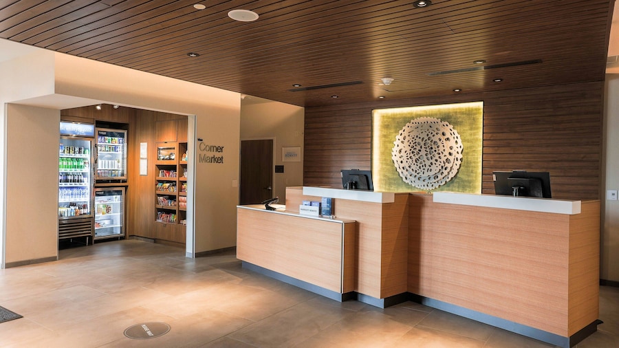 Fairfield Inn & Suites by Marriott Marquette