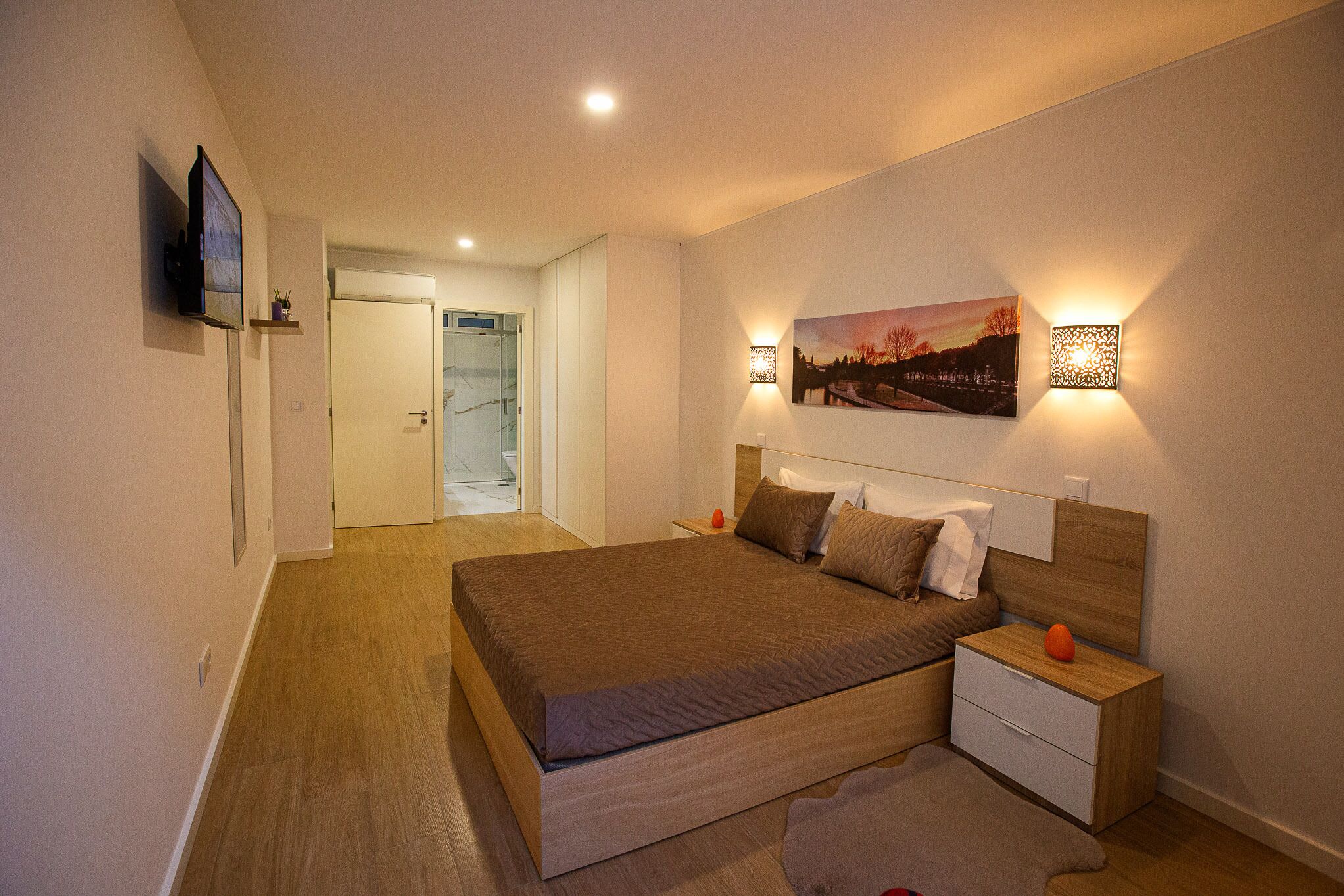 1 chambre, fer et planche à repasser, lit parapluie, Wi-Fi gratuit