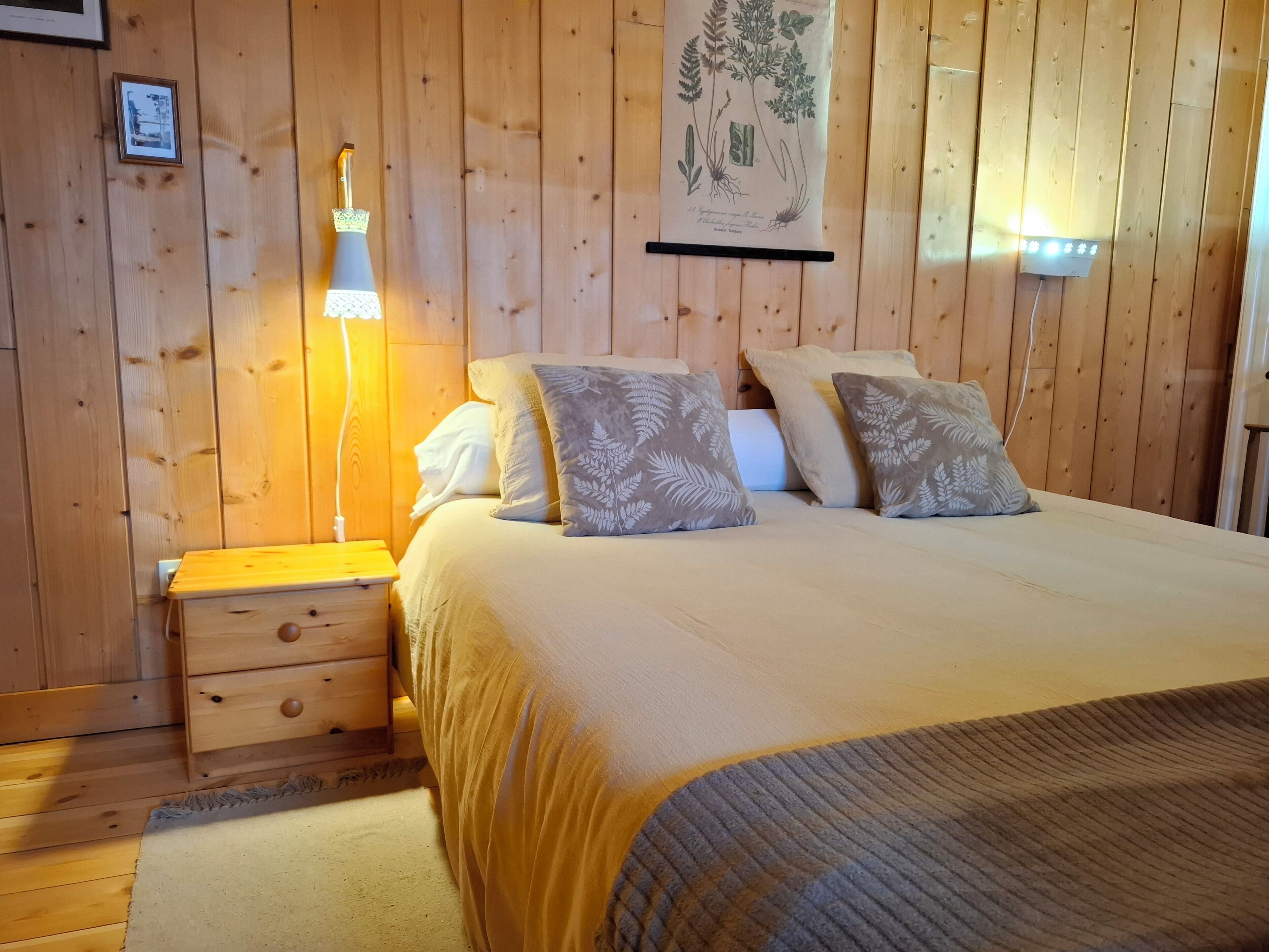 1 chambre, bureau, Wi-Fi gratuit, draps fournis