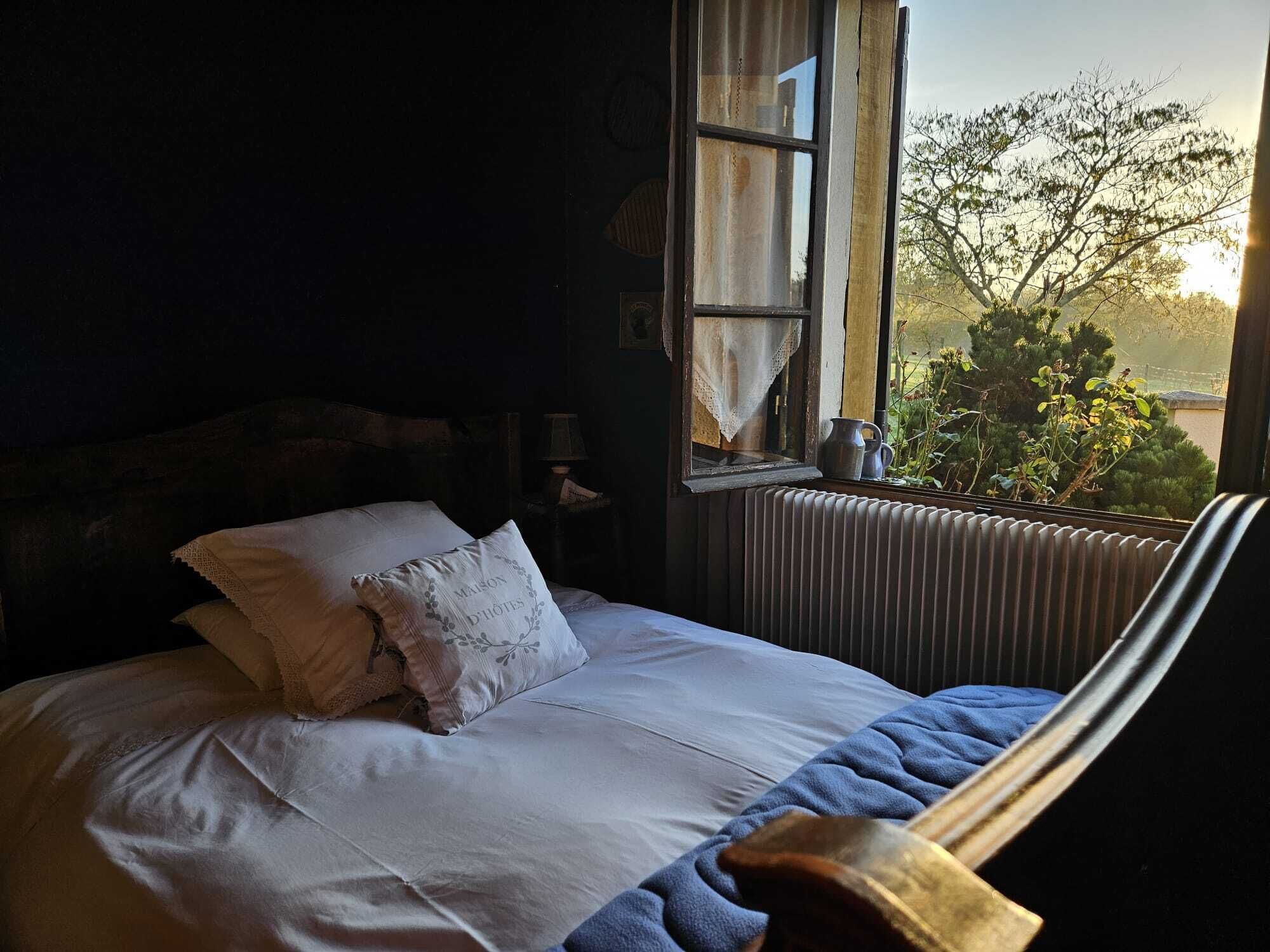 1 slaapkamer, een strijkplank/strijkijzer, gratis wifi, beddengoed