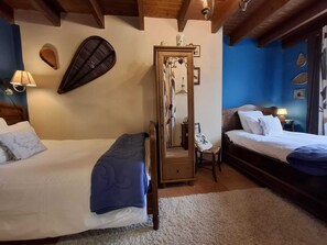 1 chambre, fer et planche à repasser, Wi-Fi gratuit, draps fournis