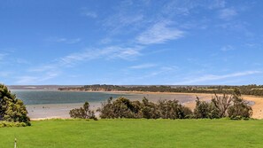 Unclassified image, 2 of 18, button - Goku's Shack - Rural and water views with a spa (CORONET BAY)