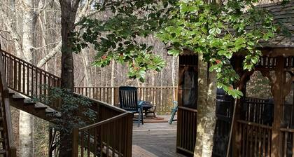 Mountain Cabin, Lake Tillery, Uwharrie National Forest