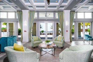 Unclassified image, 3 of 50, button