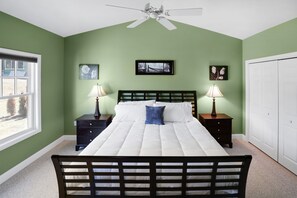 3 bedrooms, iron/ironing board, free WiFi, bed sheets
