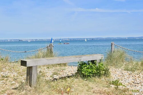 Solent Landing No. 12A - Beachfront