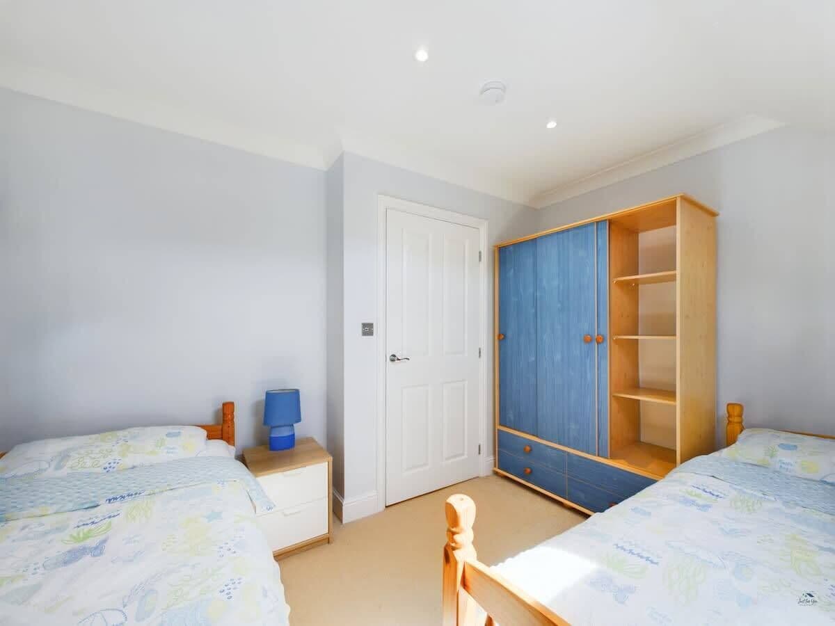 3 chambres, fer et planche à repasser, accès au Wi-Fi (inclus)