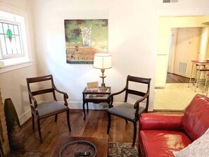 Een televisie, een open haard, Netflix en streamingdiensten