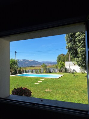 Outdoor pool - LIMA COTTAGES // CASA DE S. TIAGO (Ponte de Lima)