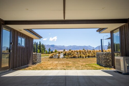 Tussock Treasure 1 - Twizel