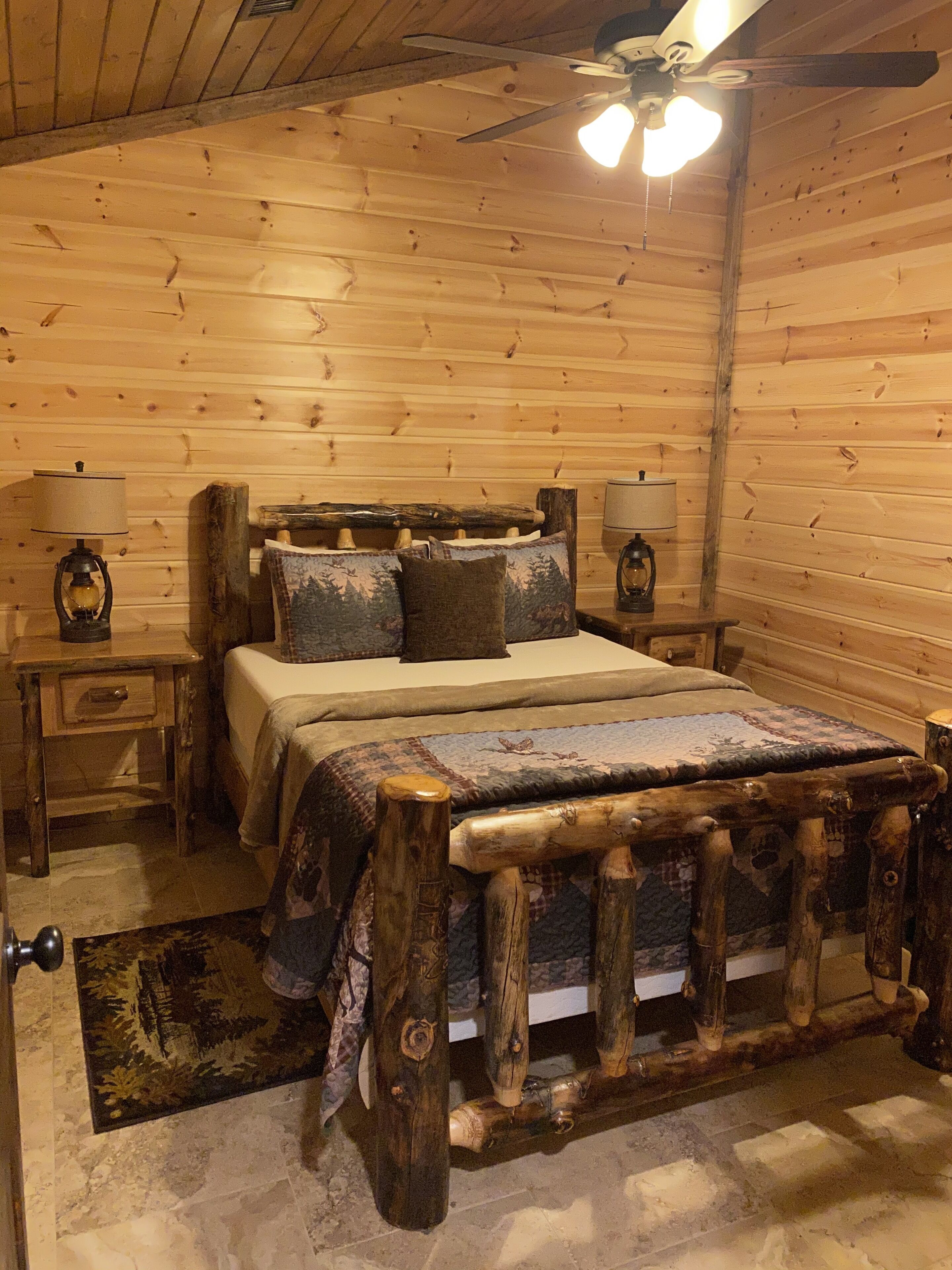 2 makuuhuonetta, ilmainen Wi-Fi, vuodevaatteet