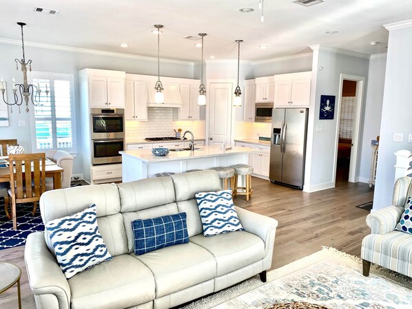 Smart TV, fireplace, video games, books