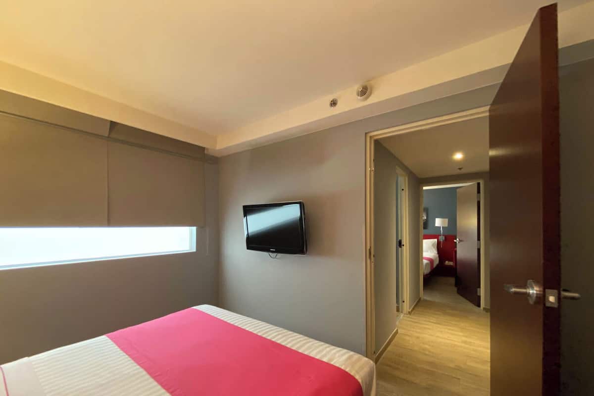 Superior Double Room | Down comforters, in-room safe, desk, free WiFi