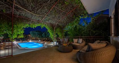 Villa Marija-Beach house with private pool