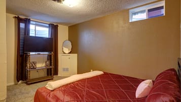 1 chambre, fer et planche Ă  repasser, Wi-Fi gratuit, draps fournis