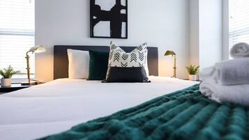 3 bedrooms, desk, iron/ironing board, WiFi