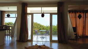 Exclusive House | Living area - Toca do Sol com vista natureza em Pipa (Tibau do Sul)
