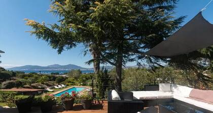 Porticcio center: sea view, private heated pool