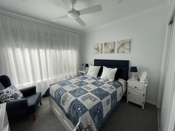 Double bed/ heater and ceiling fan