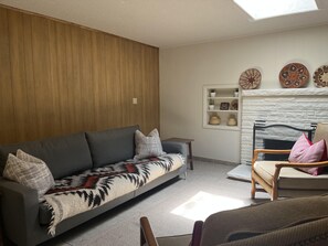 Familien-Suite, 2 Schlafzimmer, Küche, zum Innenhof hin | Bettwäsche aus ägyptischer Baumwolle, hochwertige Bettwaren