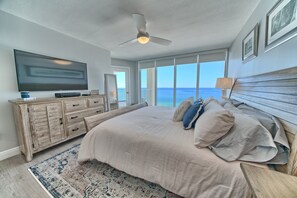 2 bedrooms, iron/ironing board, WiFi, bed sheets - Discounted Rates! Long Beach Resort Tower 1-903 (Panama City Beach)