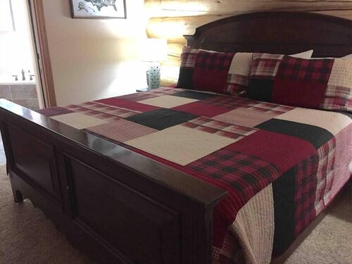 Greer Riverside Lodge #174-Log Cabin