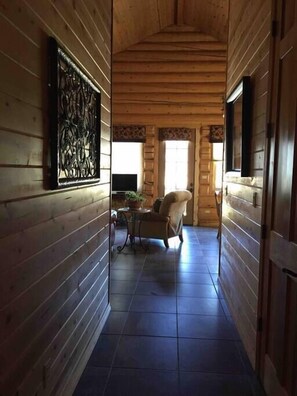 Smart-TV, Kamin, DVD-Player, Videothek