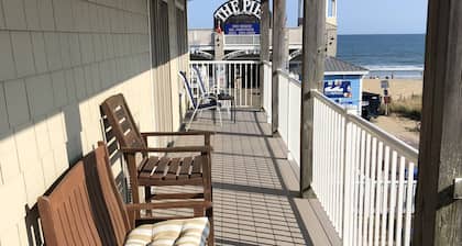 Beachfront Luxury Grand Victorian Condo (Primetime View directly down the pier)