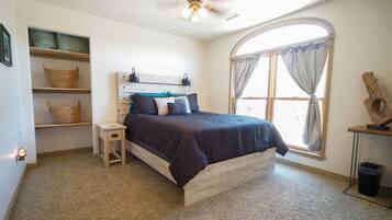 3 slaapkamers, een kluis op de kamer, een strijkplank/strijkijzer