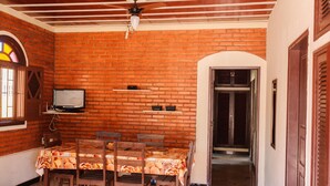 Uklassifisert bilde, 3 av 24, knapp