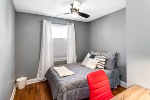 3 chambres, bureau, fer et planche Ă repasser, Wi-Fi gratuit