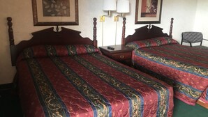 Standard Double Room | Free WiFi - travelers uptown motel (Colorado Springs)