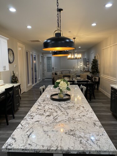 Glam modern farmhouse style in a gorgeous new custom home!
