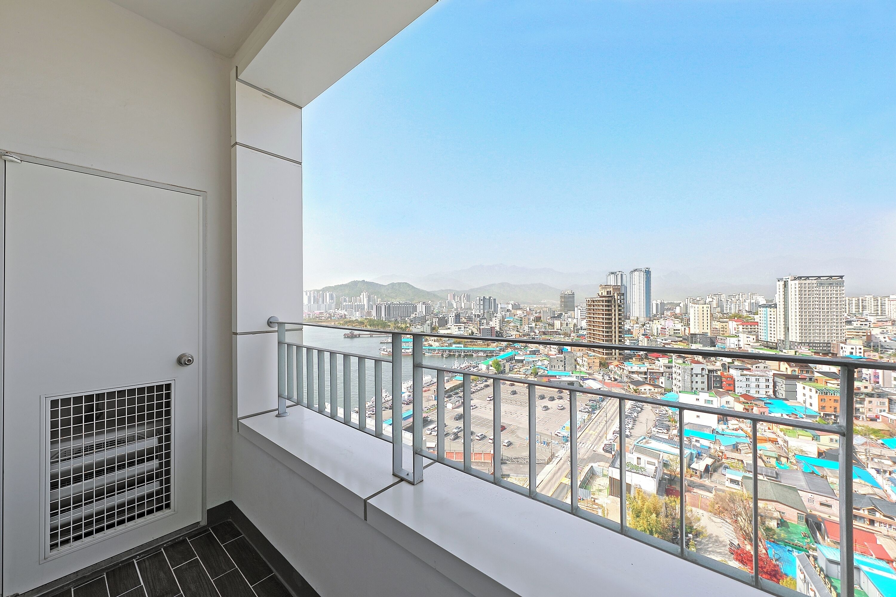 deluxe twin room | terrace/patio