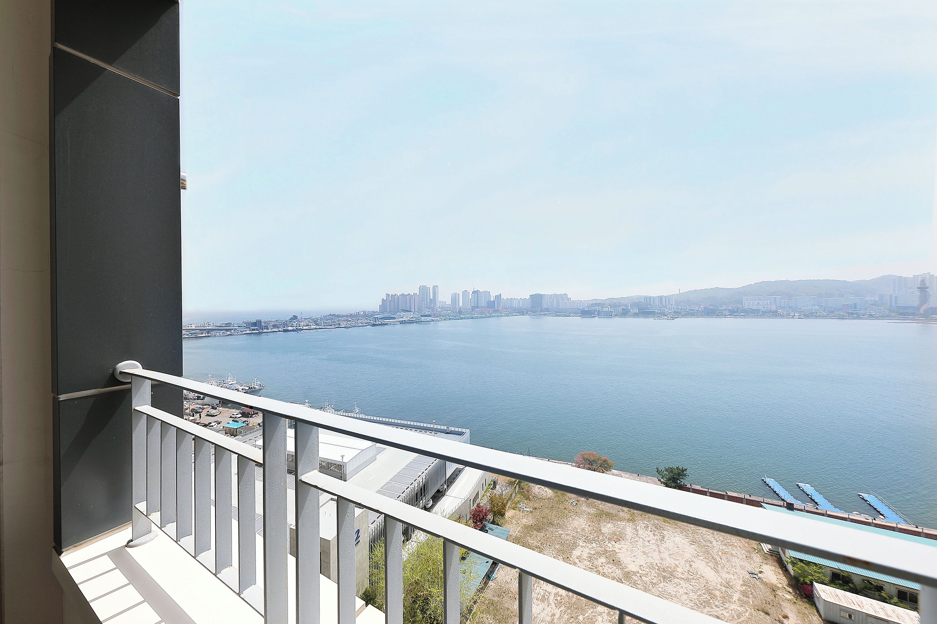 standard double room, lake view (below 6kg, 1 pet allowed) | view from room