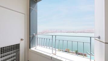 ๊ฐ์ค์์ ๋ณด์ด๋ ์ ๋ง