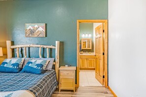 3 bedrooms, WiFi, bed sheets, wheelchair access